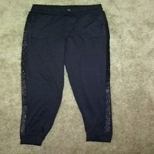 Girls jogger style pants.